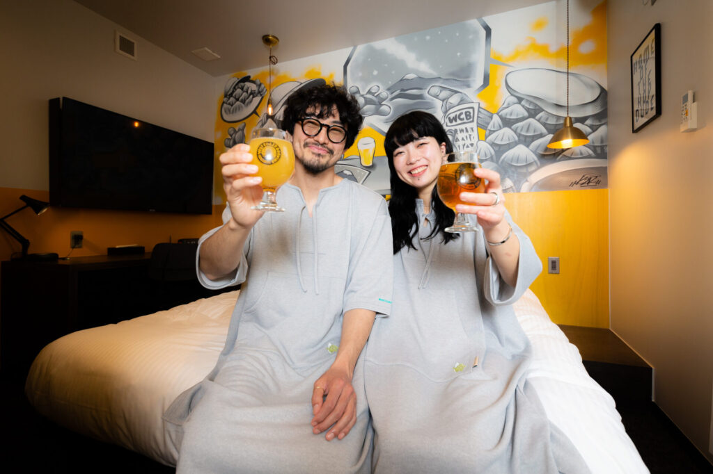 THE VILLA & BARREL LOUNGE