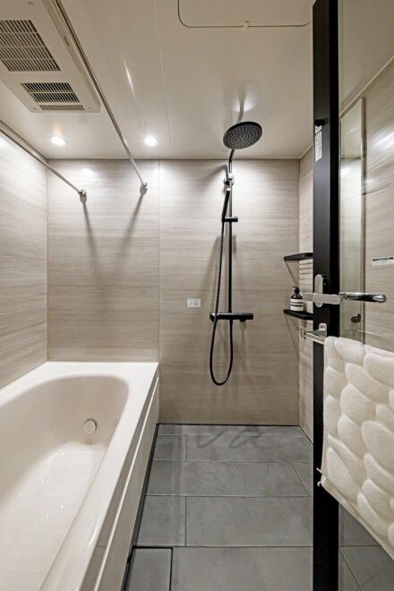 RE Apartment UNITED ARROWS LTD.