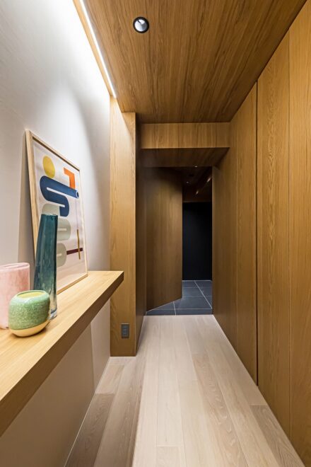 RE Apartment UNITED ARROWS LTD.