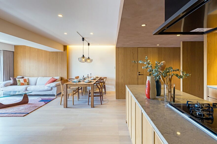 RE Apartment UNITED ARROWS LTD.