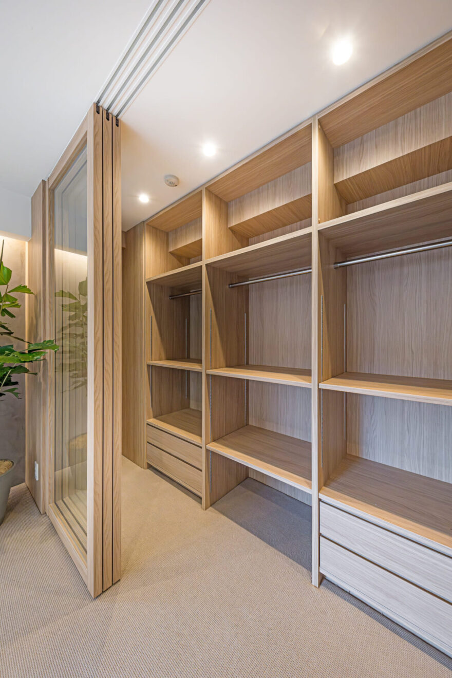 RE Apartment UNITED ARROWS LTD.