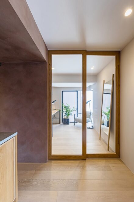 RE Apartment UNITED ARROWS LTD.